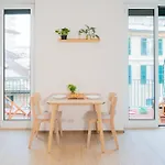 Niu Cozy With Terrace